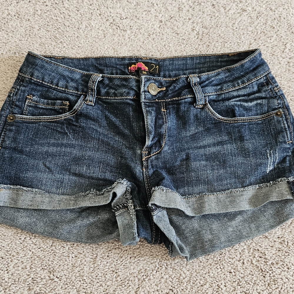 💙Forever 21 Denim Shorts~Size 26